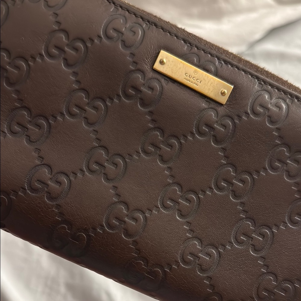 Gucci Dark Brown Leather Logo Wallet